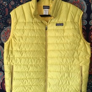Patagonia men’s down vest
